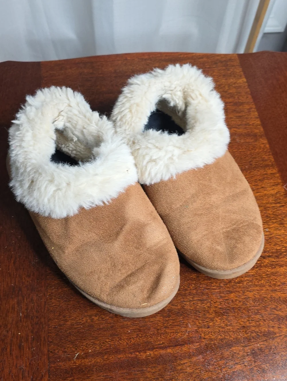 Kids Plush-Lined Slip-On Slippers in Tan with Cream Collar